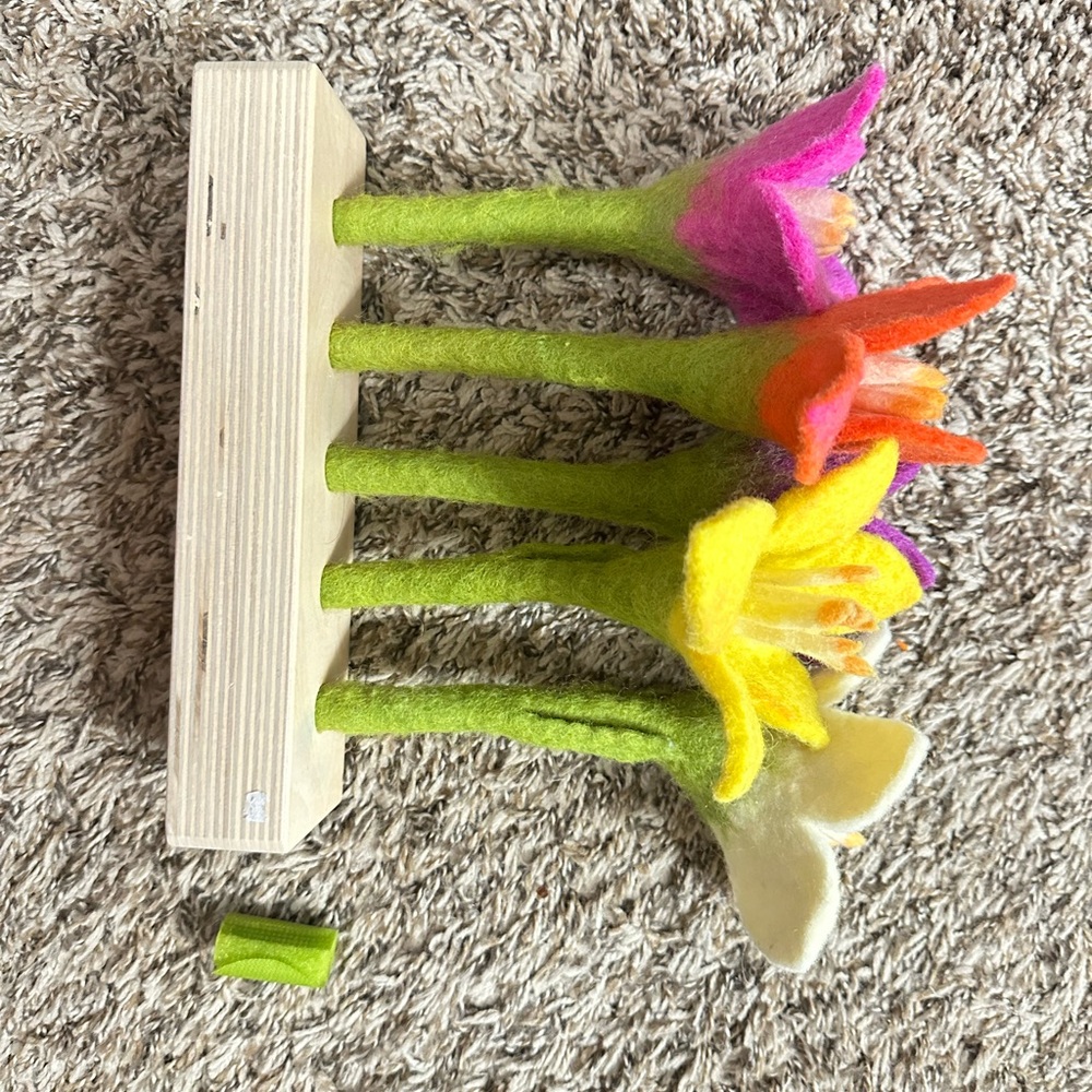 Lovevery Felt Flowers in a Row